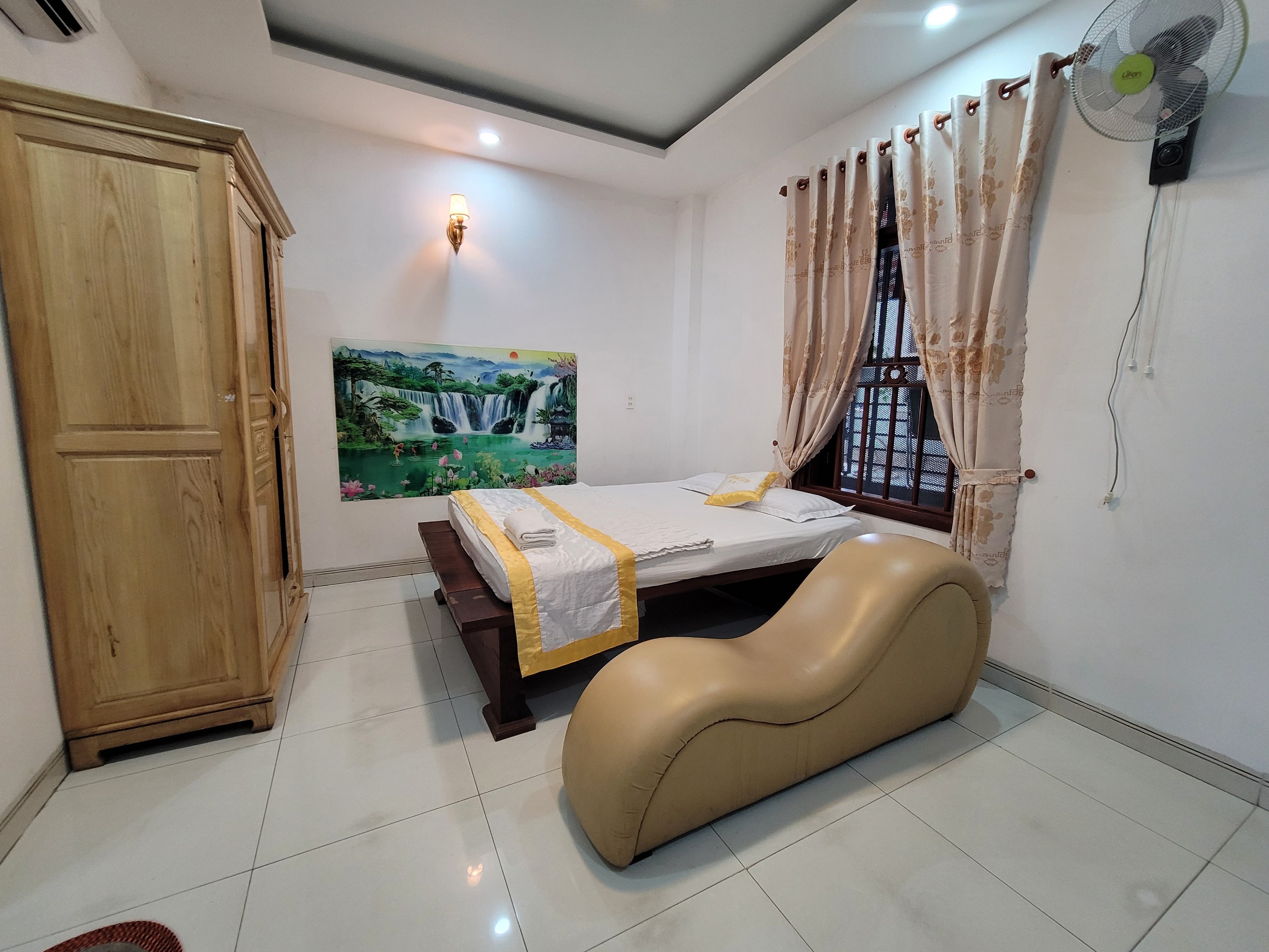 PHÒNG ĐƠN NGÀY ĐÊM