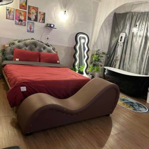 Phòng Scarlet Bliss